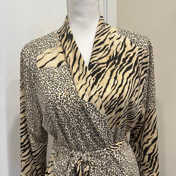 Natori Black Tan Animal Print Stretch Jersey Kimono Robe Tiger Leopard Lounge - Picture 5 of 14